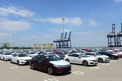 Tháng 4-2026: Lượng ô tô nguyên chiếc các loại nhập khẩu giảm 8.396 chiếc