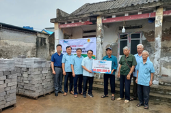 Hơn 3.200 con đẻ của người hoạt động kháng chiến bị nhiễm chất độc hóa học được hỗ trợ xóa nhà tạm, dột nát