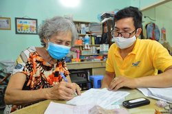 Điều chỉnh mức trợ cấp hằng tháng đối với cán bộ xã, phường, thị trấn già yếu đã nghỉ việc