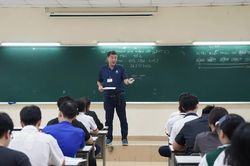 Bị phản ánh 'lấy ý tưởng' câu hỏi thi quốc tế, Đại học Quốc gia TPHCM lên tiếng