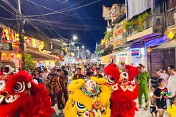 Huế thử nghiệm phố đi bộ