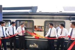 Ra mắt Toa xe chỉ huy trên đoàn tàu QT3/4