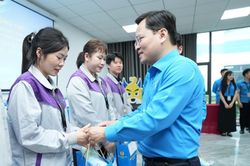 Tổng Liên đoàn Lao động Việt Nam dành 100 tỷ đồng hỗ trợ người lao động mắc bệnh hiểm nghèo