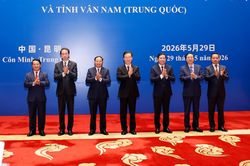 Th&uacute;c đẩy kết nối to&agrave;n diện v&agrave; ươm mầm 'Sứ giả hữu nghị' Việt Nam - Trung Quốc