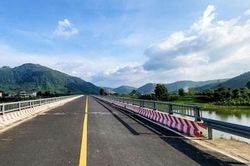 Gỡ 'rào cản' để doanh nghiệp yên tâm đầu tư, phát triển