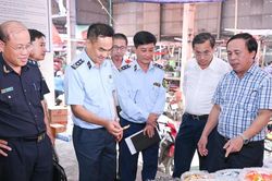 Ban Chỉ đạo 389 tỉnh làm việc với các xã khu vực Hoàng Mai, Quỳnh Lưu