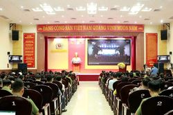 Phát động Chương trình bảo vệ và hỗ trợ trẻ em phát triển trên môi trường mạng giai đoạn 2026 - 2030