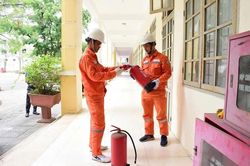 EVNHANOI không cắt điện trong thời gian thi tốt nghiệp THPT, tuyển sinh lớp 10