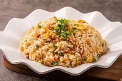 Người đàn ông 50 tuổi suýt tử vong sau ăn cơm rang theo cách 'vạn người mê'