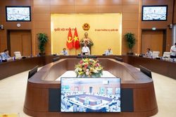 Thống nhất kiến nghị xem x&eacute;t tổ chức một Kỳ họp kh&ocirc;ng thường lệ của Quốc hội