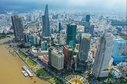Nguyên lãnh đạo TP.HCM góp ý cho Luật Đô thị đặc biệt: 'Luật hóa được thì đừng thí điểm'