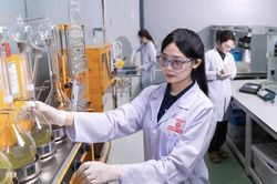Học bổng 800 triệu đồng của Đại học Văn Lang gây chú ý mùa tuyển sinh