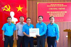 Công đoàn Công Thương Việt Nam thăm hỏi người lao động VNECO3