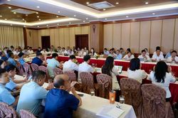 Khai thác khoáng sản gắn với bảo vệ môi trường và an toàn lao động