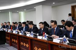Việt Nam - Trung Quốc thúc đẩy hợp tác thương mại, logistics