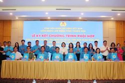 Ký kết chương trình phối hợp công tác giữa LĐLĐ tỉnh với các công đoàn ngành Trung ương, các đơn vị trực thuộc Tổng LĐLĐ Việt Nam