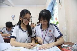 Tăng tốc chuẩn bị kỳ thi lớp 10