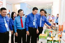 Triển lãm hơn 100 sản phẩm phát triển kinh tế và OCOP của thanh niên Đà Nẵng