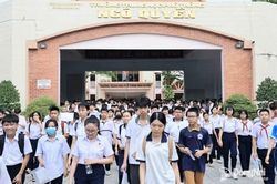 Kỳ thi tuyển sinh lớp 10 năm học 2026-2027 tại Đồng Nai: Sáng nay 29-5, thí sinh thi môn Ngữ văn
