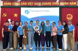 Hội Liên hiệp Phụ nữ xã Tây Ninh Hòa ra mắt mô hình 'Gia đình số'