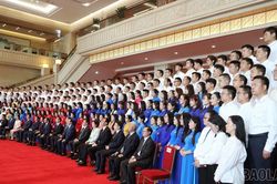 Gặp mặt thanh niên 5 tỉnh tham dự Chương trình 'Hành trình đỏ nghiên cứu, học tập - Ánh sáng lý tưởng' tại tỉnh Vân Nam