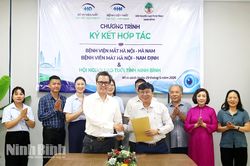 Ký kết hợp tác giữa Bệnh viện mắt Hà Nội-Hà Nam, Bệnh viện mắt Hà Nội-Nam Định với Hội Người cao tuổi tỉnh