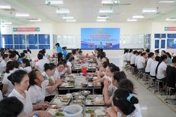 Sôi nổi hoạt động hưởng ứng Tháng Công nhân năm 2026