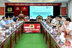 Bảo vệ, hỗ trợ trẻ em trên môi trường mạng