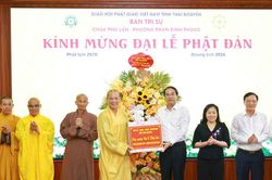 Bí thư Tỉnh ủy Thái Nguyên chúc mừng Đại lễ Phật đản 2026