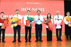 Bộ Xây dựng công bố quyết định điều động, bổ nhiệm 6 nhân sự quan trọng