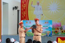 Hà Tĩnh: Nỗi lo thanh thiếu niên tụ tập đêm, độ xe, chạy tốc độ cao dịp hè