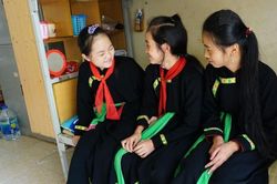 Hỗ trợ tiền ăn, gạo, đồ dùng cá nhân cho học sinh trường phổ thông nội trú