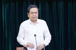 Chủ tịch Quốc hội Trần Thanh Mẫn chủ tr&igrave; Hội nghị th&ocirc;ng qua dự thảo B&aacute;o c&aacute;o kết quả kiểm tra tại Ban Thường vụ Th&agrave;nh ủy TP. Hồ Ch&iacute; Minh