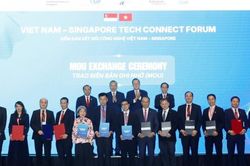 Vietnam Airlines bắt tay đối tác Singapore về khách hàng thân thiết và thanh toán số