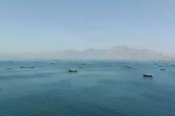 Triển vọng eo biển Hormuz được khơi thông thắp hy vọng cho kinh tế thế giới