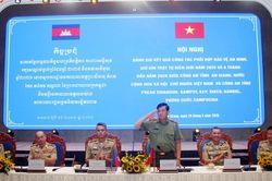 Phối hợp bảo đảm an ninh trật tự tuyến biên giới Tây Nam Bộ