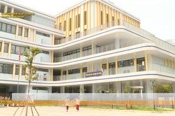 Mở rộng trường, lớp: Giảm áp lực tuyển sinh