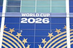 Phe vé World Cup 2026: Chưa cầm vé vẫn bán lời gấp 10