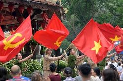 Công an Thủ đô - những nhịp cầu niềm tin bên Hồ Gươm