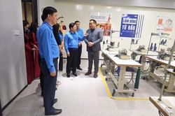Đặt người lao động ở trung tâm khi đàm phán lương tối thiểu
