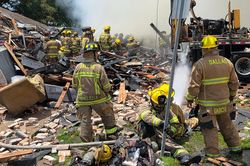 Nổ khí gas thiêu rụi khu căn hộ ở Mỹ, ít nhất 3 người thiệt mạng