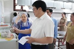 Tháng cao điểm kiểm tra an toàn thực phẩm phát hiện hơn 5.700 cơ sở vi phạm, xử phạt gần 22,5 tỉ đồng