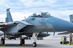 Mỹ mua loạt tiêm kích hạng nặng F-15EX Eagle II: 'Xe tải bay' gánh vác phòng thủ tên lửa nội địa