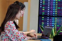 Khối ngoại có tháng bán ròng mạnh nhất kể từ đầu năm