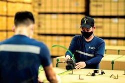 Ranh giới giữa 'lẩn tránh thuế phòng vệ thương mại' và 'tận dụng hợp pháp quy tắc xuất xứ ưu đãi'