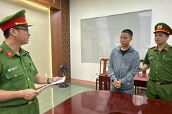 Bắt tài xế vượt ẩu trên đường Hồ Chí Minh khiến nữ sinh lớp 9 tử vong