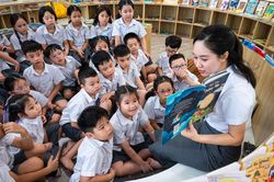 Từ nào mất đầu là hỏi, mất đuôi trả lời?