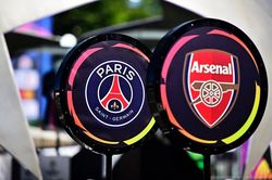 Arsenal đối mặt bất lợi lớn trước PSG