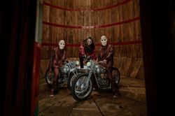 Đoàn xiếc 'môtô bay' cuối cùng ở Việt Nam trong MV của Sơn Tùng M-TP