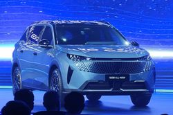 Peugeot 3008 và 5008 thế hệ mới chính thức mở bán, giá từ 1,279 tỷ